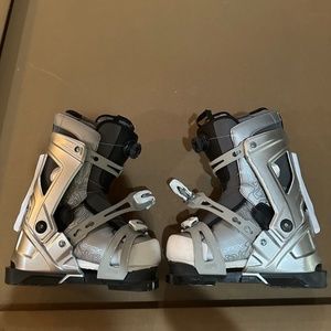 Apex Bianca Ski Boots size 25.0